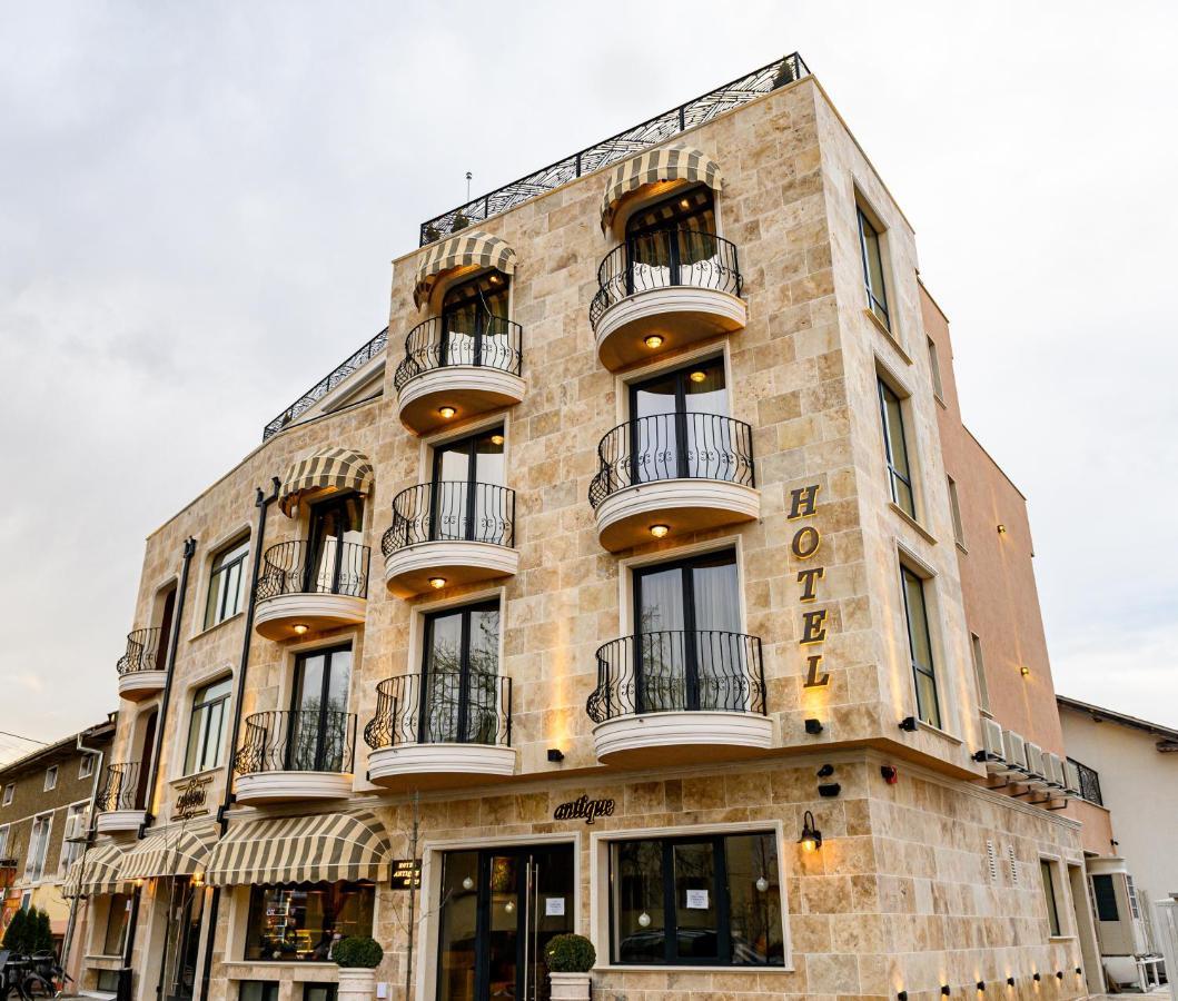 Antique Boutique Hotel Pavel Banja Eksteriør bilde